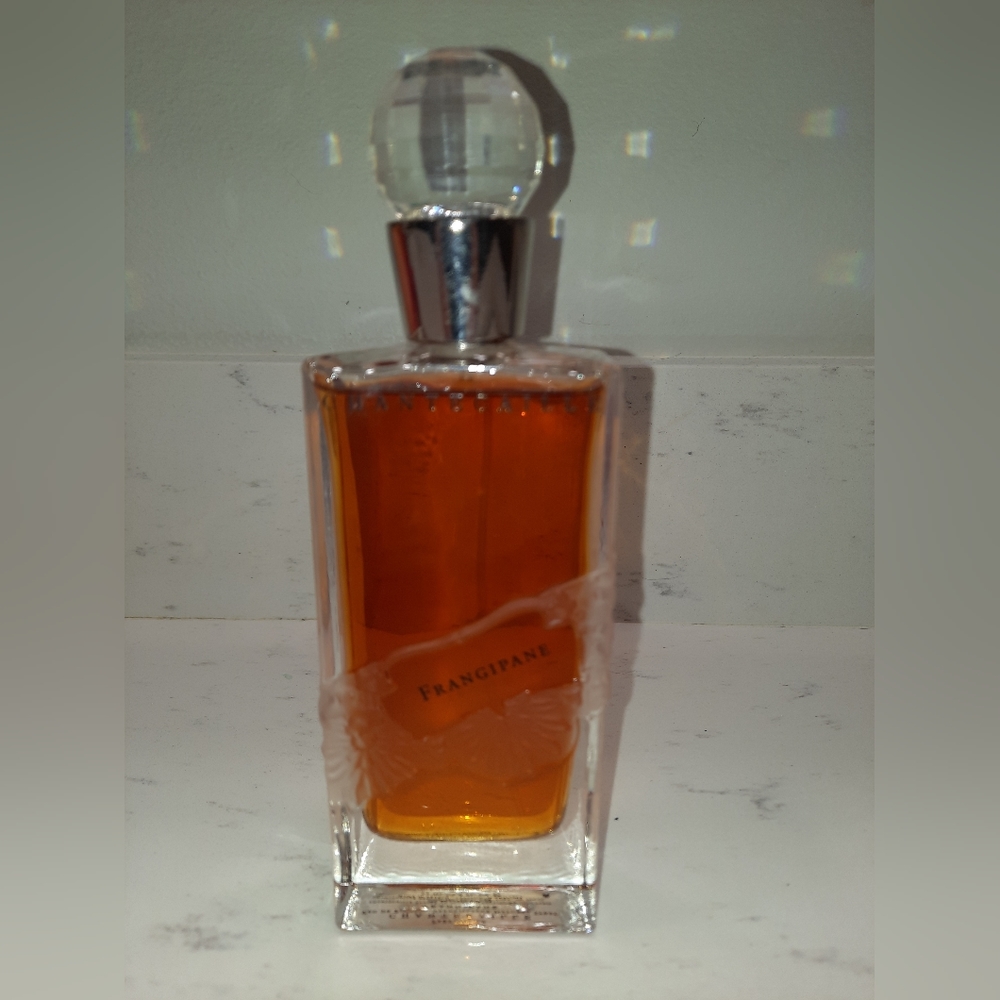 Chantecaille Frangipane parfume